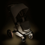 Maxi Cosi Fame (10 Piece) Ultimate Family Travel System - Sapphire Sand - Image 3