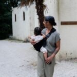 Wildride Toddler Carrier - Black - Image 2
